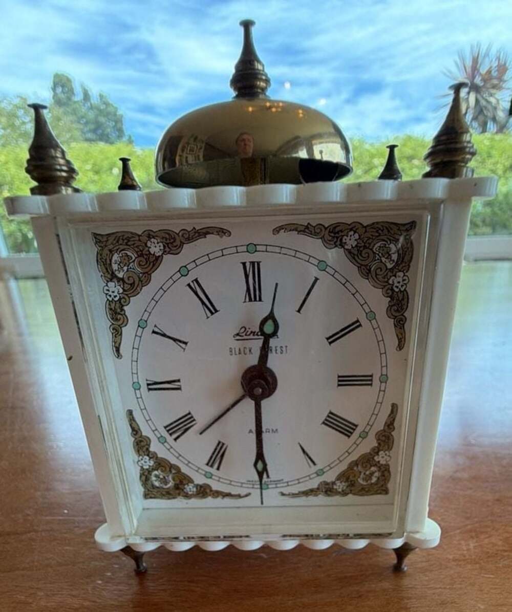 Vintage Linden Black Forest Mechanical Wind-up Alarm Clockโ Works